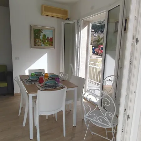 La Casetta Bianca Holiday home *